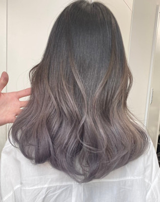 ラベンダーグレージュグラデーション