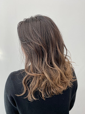 バレイヤージュミルクティー