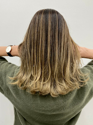 エアタッチミルクティーベージュ