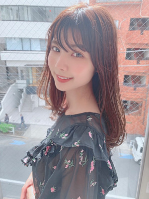 ゆるふわセミロングスタイル