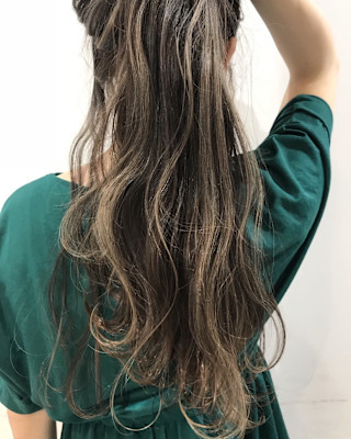 イルミナカラー