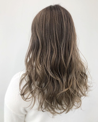 イルミナカラー