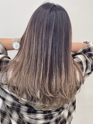 バレイヤージュカラー