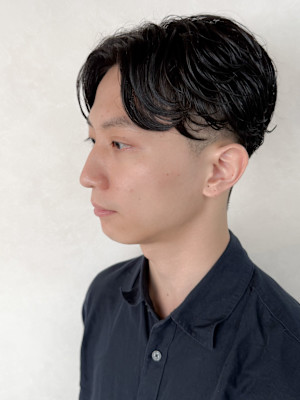 【メンズ センターパート×ニュアンスパーマ】