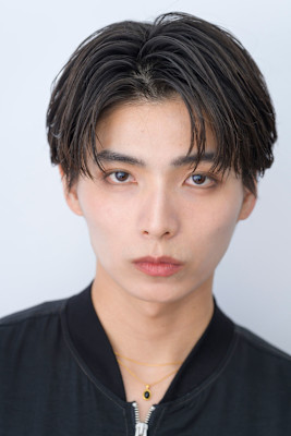 洗練された印象を与える知的な好感スタイル[池袋/メンズ]