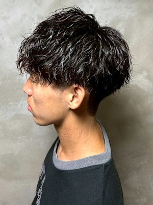 ツイストスパイラルパーマ ツーブロックマッシュ 束感