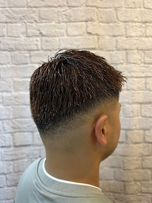 大人の品格と男前を上げる。ビジュ良しスキンフェード