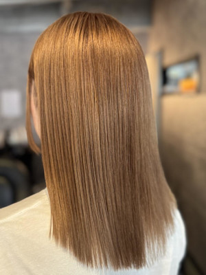 《鈴木茉奈》暖色ミルクティー/ケアブリーチ/大宮