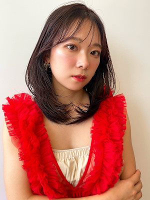 髪質改善ストレートミディアムレイヤーカット×ラベンダーカラー