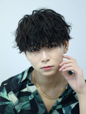 ツイスパクロスバング