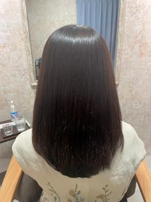 艶髪ミディアムスタイル