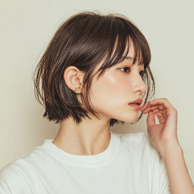 ミディアムボブ。ブリーチ