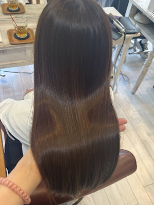 理想の美髪ヘア！髪質改善ナチュラルストレート