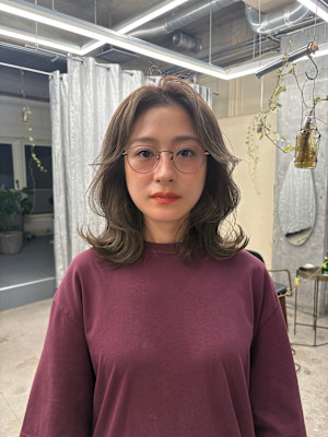 ステップボーンカット/くびれヘア/オリーブブラウン