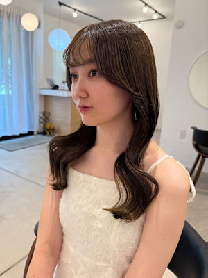 柔らかいベージュカラー