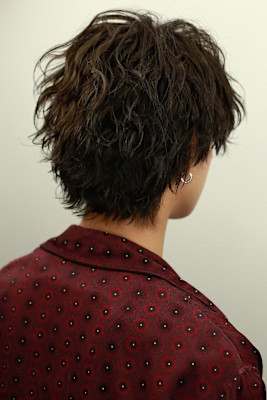 波巻き　センターパートウルフ