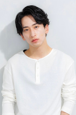 ニュアンスパーマ、アップバングマッシュ