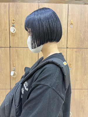 【黒田】ミニボブ/ネイビーカラー