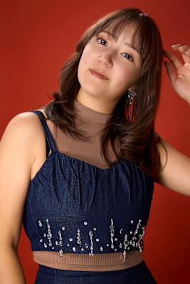 Greige Curtain ｜ 透けるグレージュとレイヤー