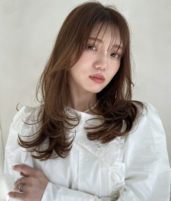動かすほどにかわいい！セミロンレイヤーカットスタイル