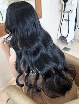 レイヤーカット　艶カラー　透明感カラー