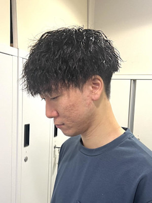 【平山明樹】縦落ちスパイラルパーマ