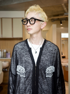 NERO HAIRSALON NAVY×スタイル