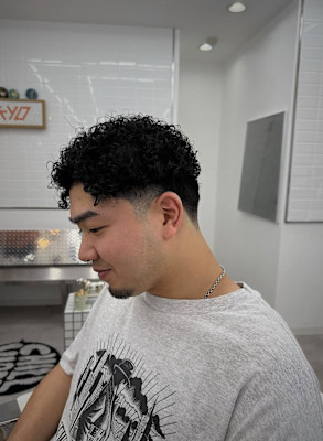 カーリーパーマ