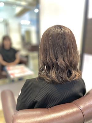 アドミオカラー　オリーブ系