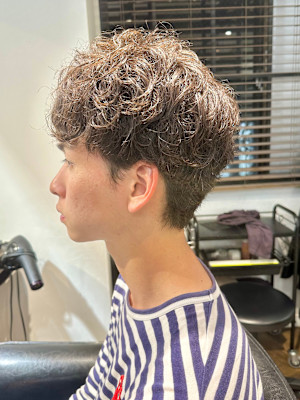 波巻きパーマメンズツイストスパイラルパーマツーブロック