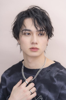 20代30代40代センターパート×ラフニュアンスパーマ