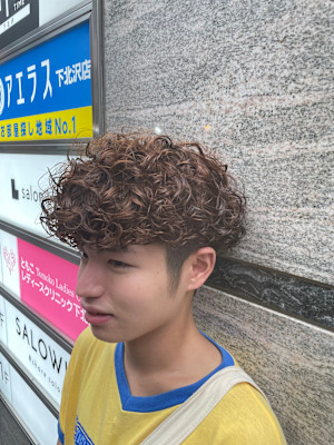 個性的に行くならプードルパーマ