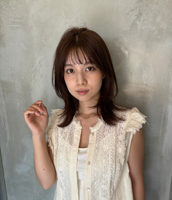 くびれミディ/ミディアム/レイヤー/レイヤーカット