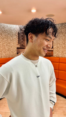 シャドウパーマ