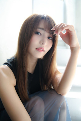 ナチュラルアッシュ×ナチュラルストレートセミロング♪