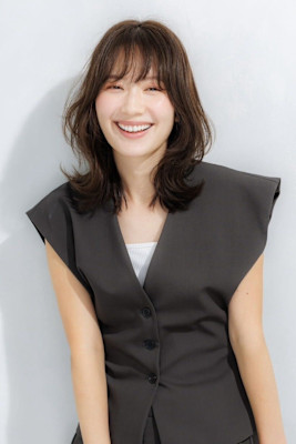 くびれレイヤー　レイヤーカット　レイヤー