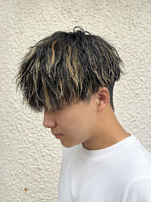 【平山明樹】メッシュと縦落ちスパイラルパーマ