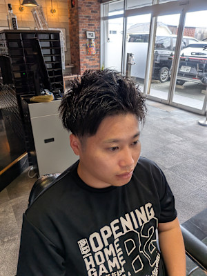 スパイキーショート