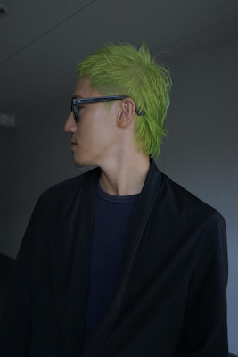 スパイキーウルフ／ネオングリーン