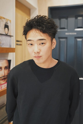 スパイキーショート／ピンパーマ／平塚美容室