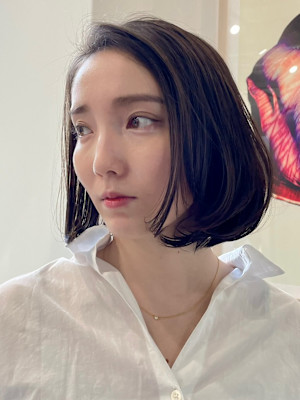 ぱつっとボブ・ショート/前髪あり/絶壁解消/30代/40代/
