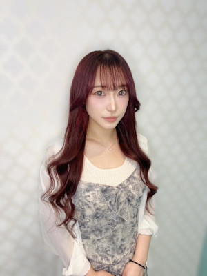 チェリーボルドーで雰囲気アップ！