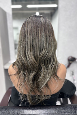 透明感グレージュ×3Dハイライト