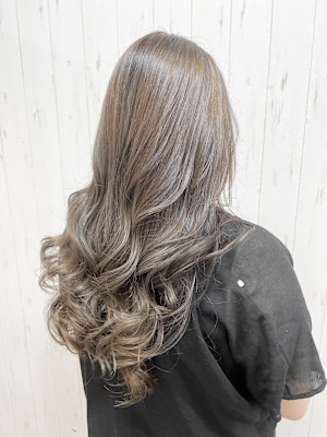 GRANZE 梅田店《大阪駅前第1ビル店》×スタイル