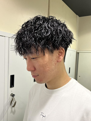 【平山明樹】縦落ちスパイラルパーマ