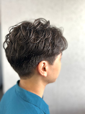柔らかふんわりメンズパーマ