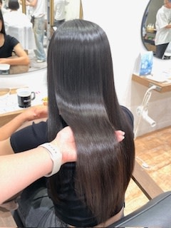 キラ艶縮毛矯正