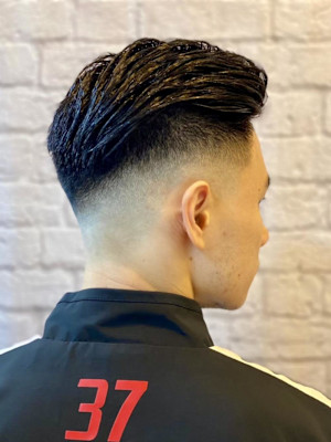 バックフェードスタイル