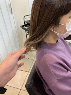 イルミナインナーグレージュ