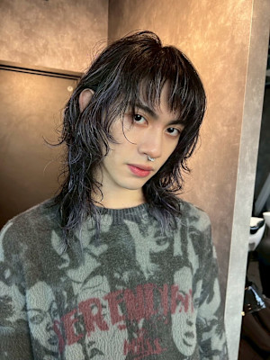 レイヤーカット　ケアブリーチ　デザインカラー　表参道/原宿